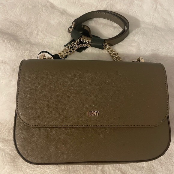 NWT top colored DKNY purse with strap - Picture 1 of 6